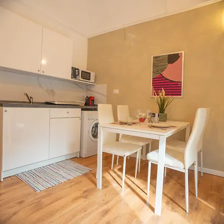 Mimi House By Sicily In Apartment Catania